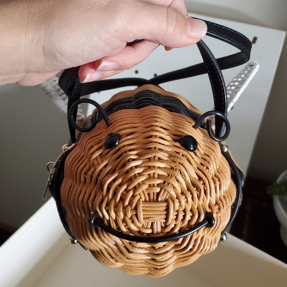 K♠️BUMBLE BEE WICKER PURSE - Picture 7 of 14